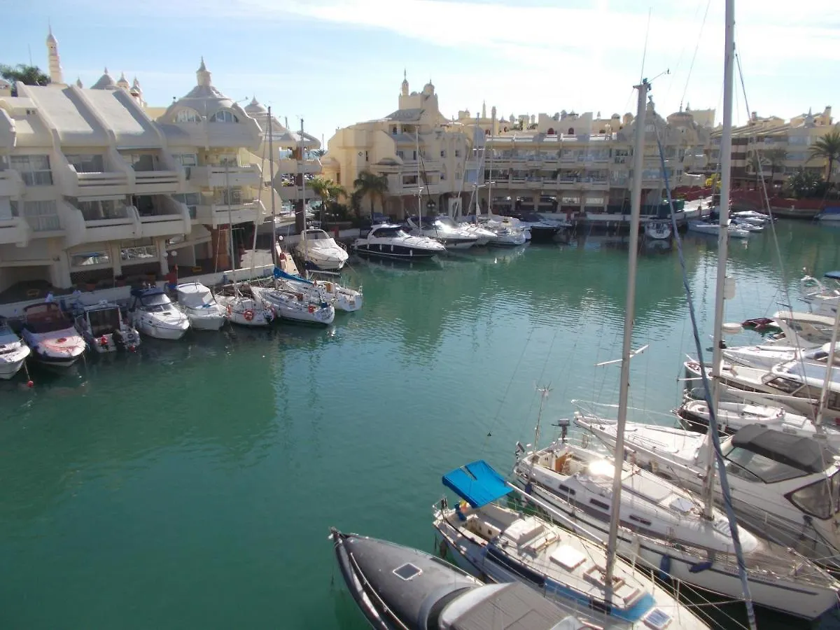Holiday home Timon Ii, Luxury 3 Bedroom Beachside Apartment Benalmadena