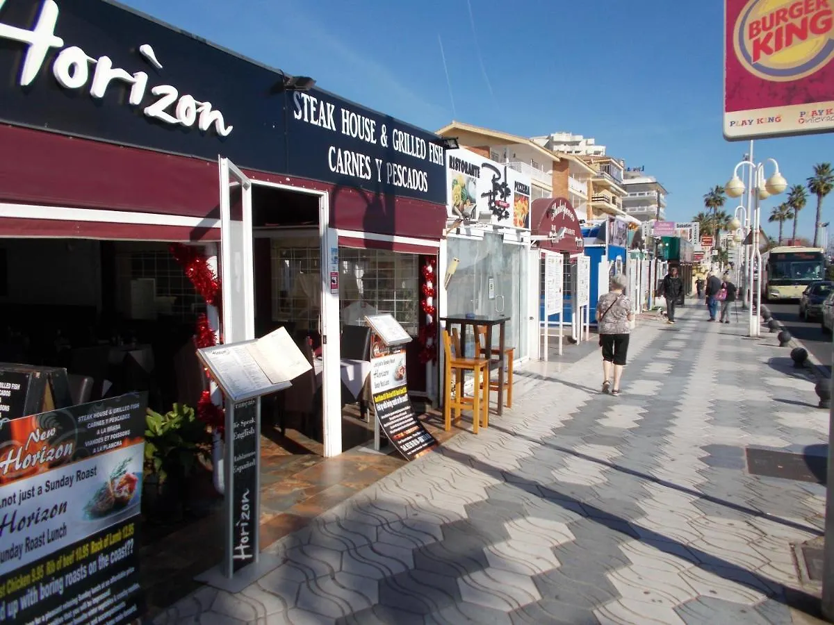 Timon Ii, Luxury 3 Bedroom Beachside Apartment Benalmadena Holiday home