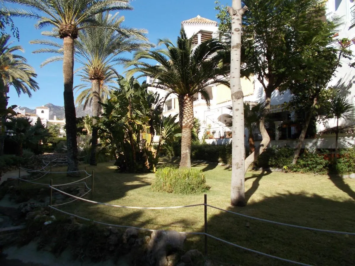Holiday home Timon Ii, Luxury 3 Bedroom Beachside Apartment Benalmadena
