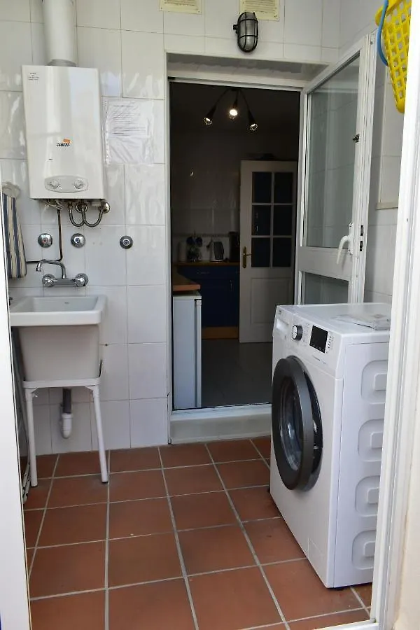 Timon Ii, Luxury 3 Bedroom Beachside Apartment Benalmadena Holiday home