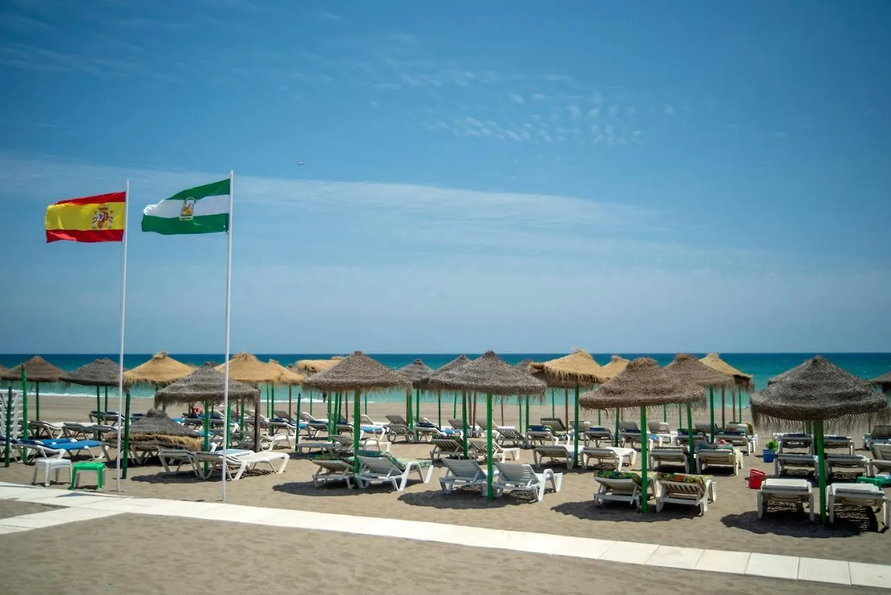 Holiday home Timon Ii, Luxury 3 Bedroom Beachside Apartment Benalmadena